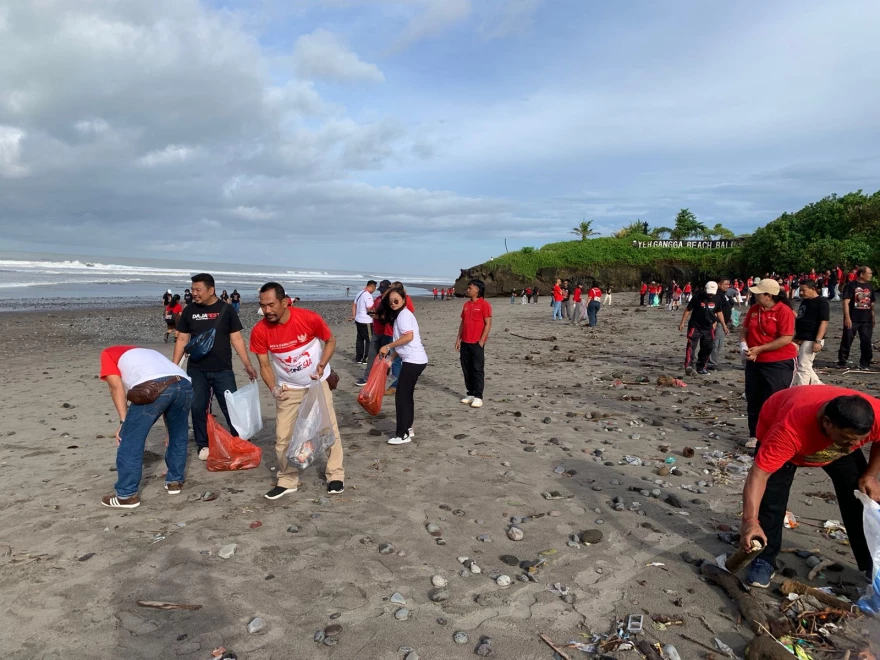 Gerakan Kebersihan Sampah Pantai