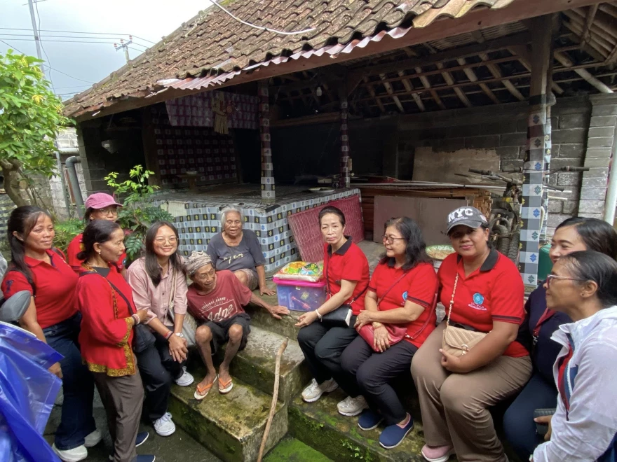 Semarak Perayaan Hari Ibu TP. PKK Desa Dajan Peken